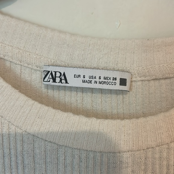 Zara Cream Ruffle Sleeve Tee - Picture 2 of 2